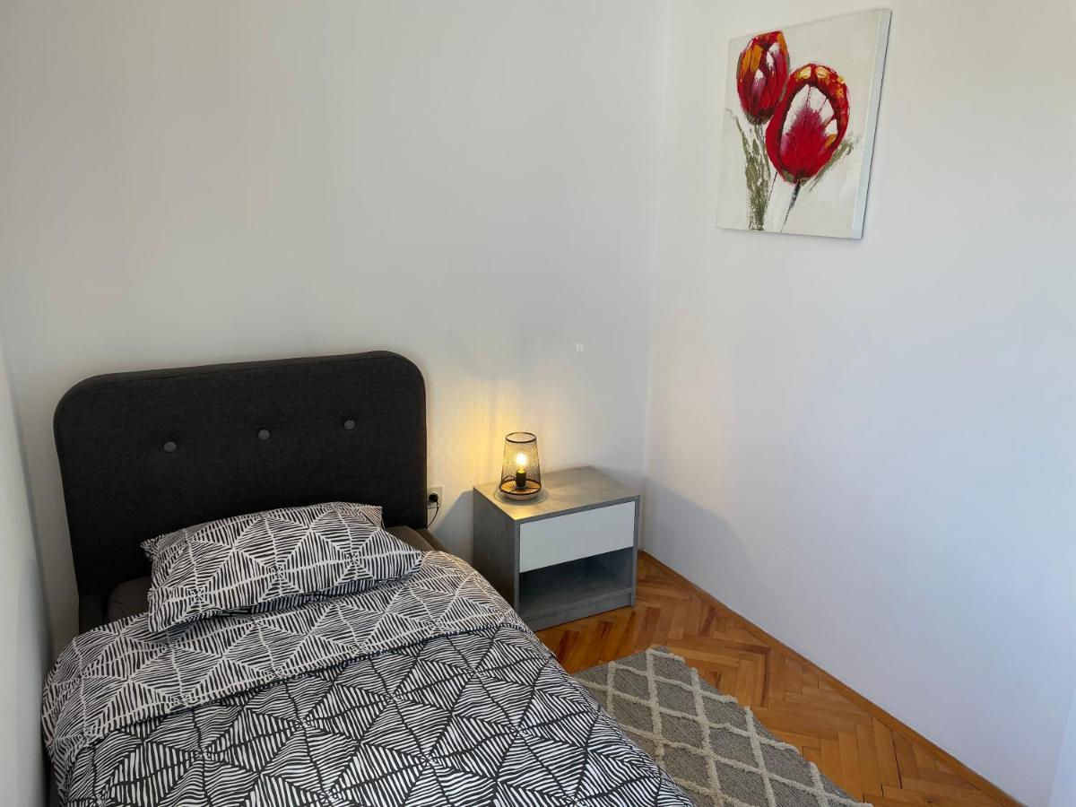 Apartment Tulip Premantura Bagian luar foto