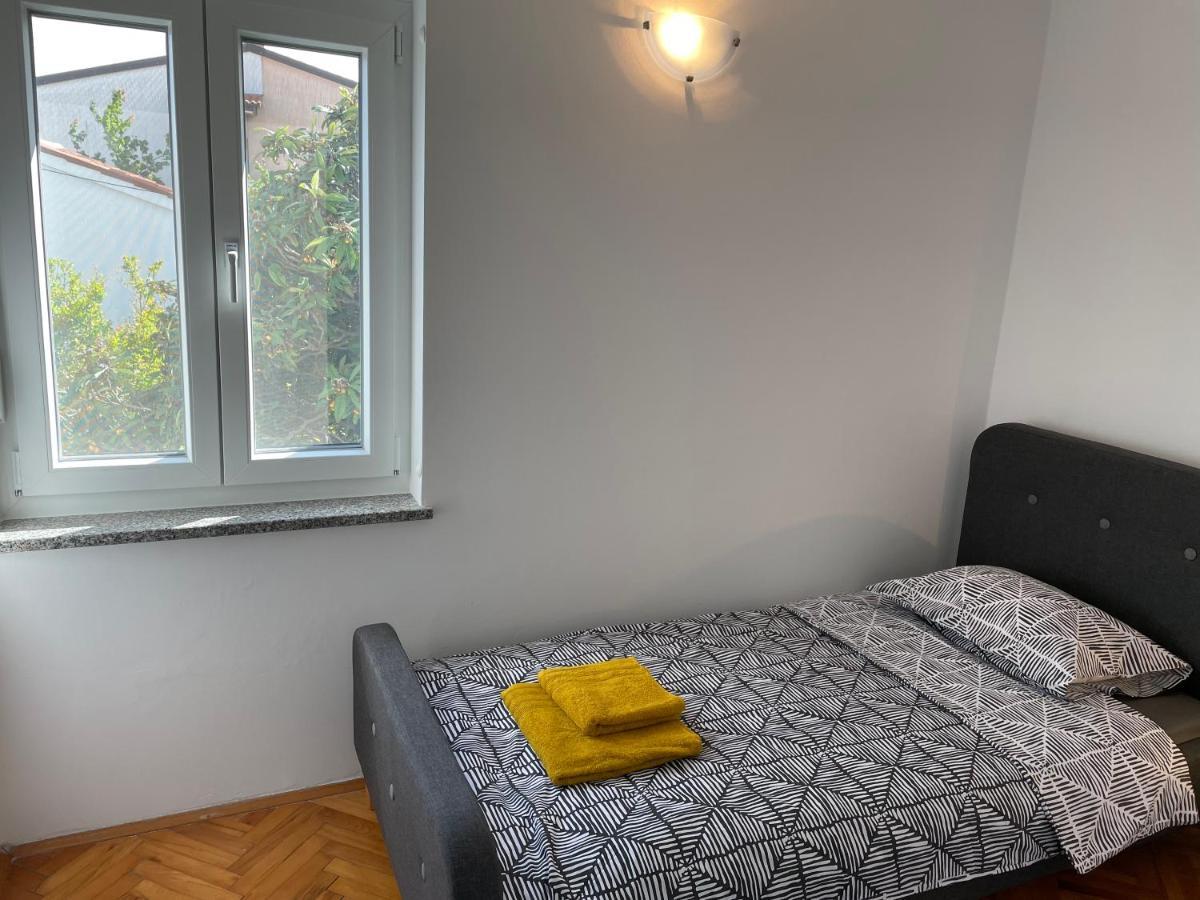 Apartment Tulip Premantura Bagian luar foto